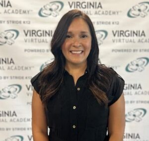 Christine Taylor headshot